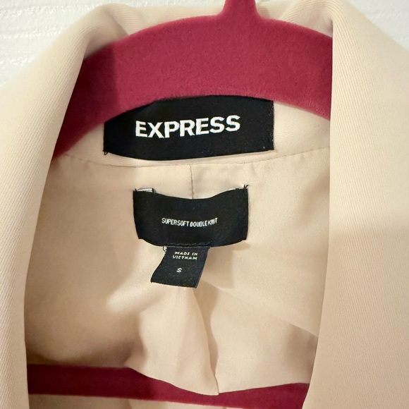 Express Cream Women's Blazer - Picture 3 of 6